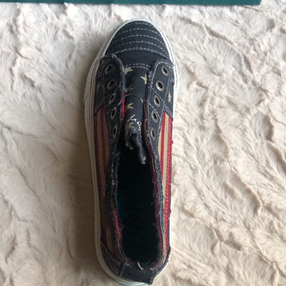 Blowfish Ladies Bettie Navy Star Print Slip on sneakers - Picture 9 of 10